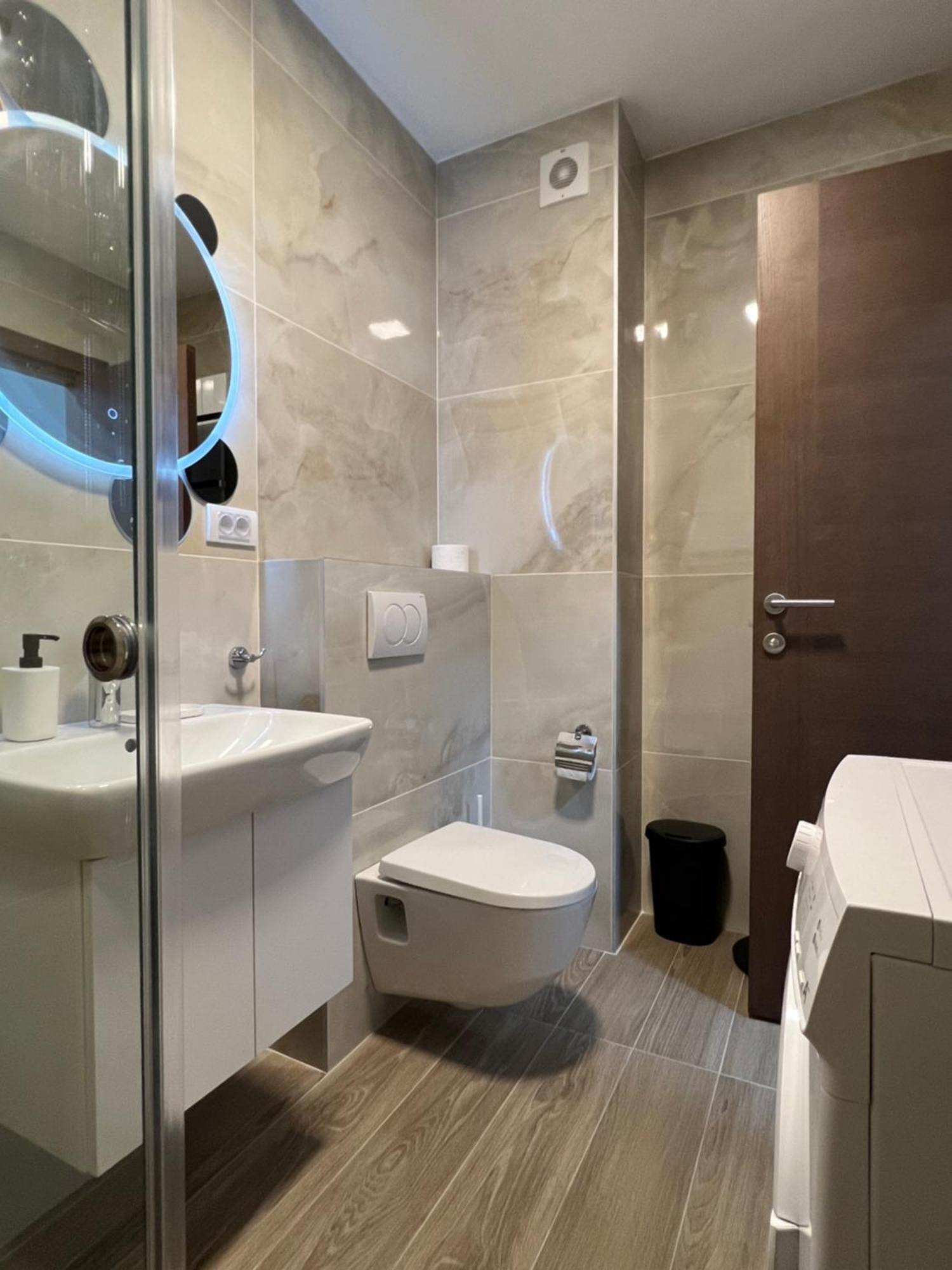 Apartamento Zemunske Kapije Belgrado Exterior foto